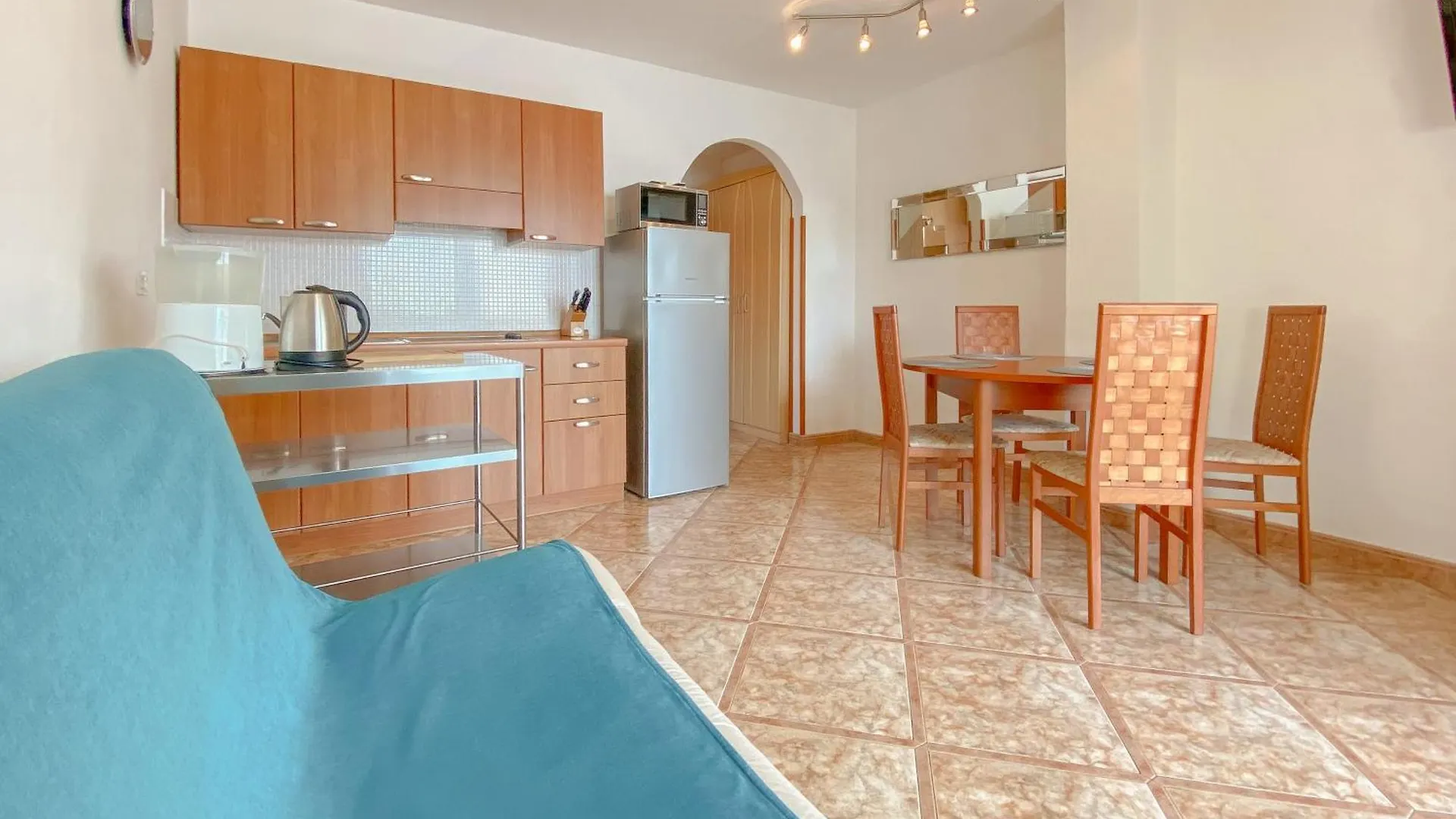 Viviana Damir 4 Apartment Novigrad